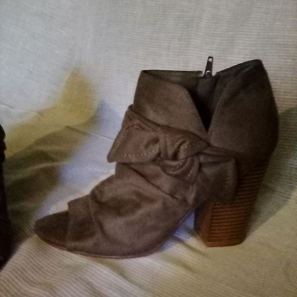 Indigo Rd. - Picture 3 of 3